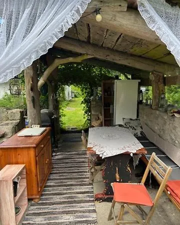 Сasa de vacaciones Cozy Forest House With Sauna And Grillhouse