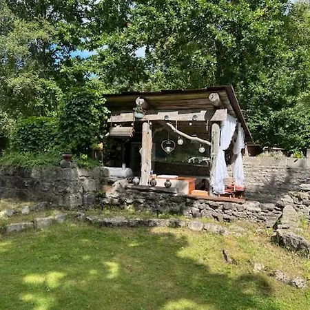 Сasa de vacaciones Cozy Forest House With Sauna And Grillhouse Kaunispe