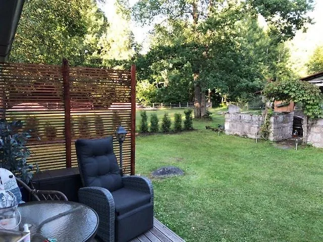 Cozy Forest House Hébergement de vacances Kaunispe