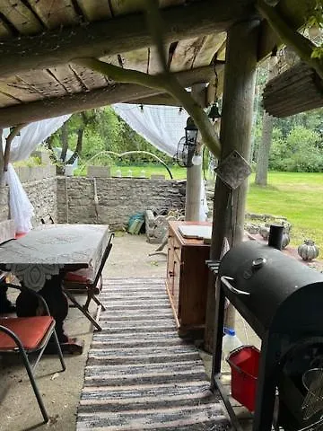 Cozy Forest House Vikendica *